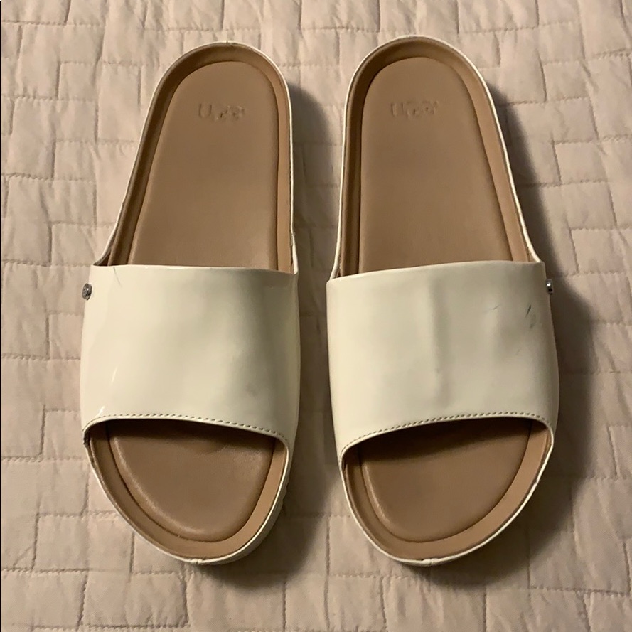Ugg Sandals So Comfortable And Chic
